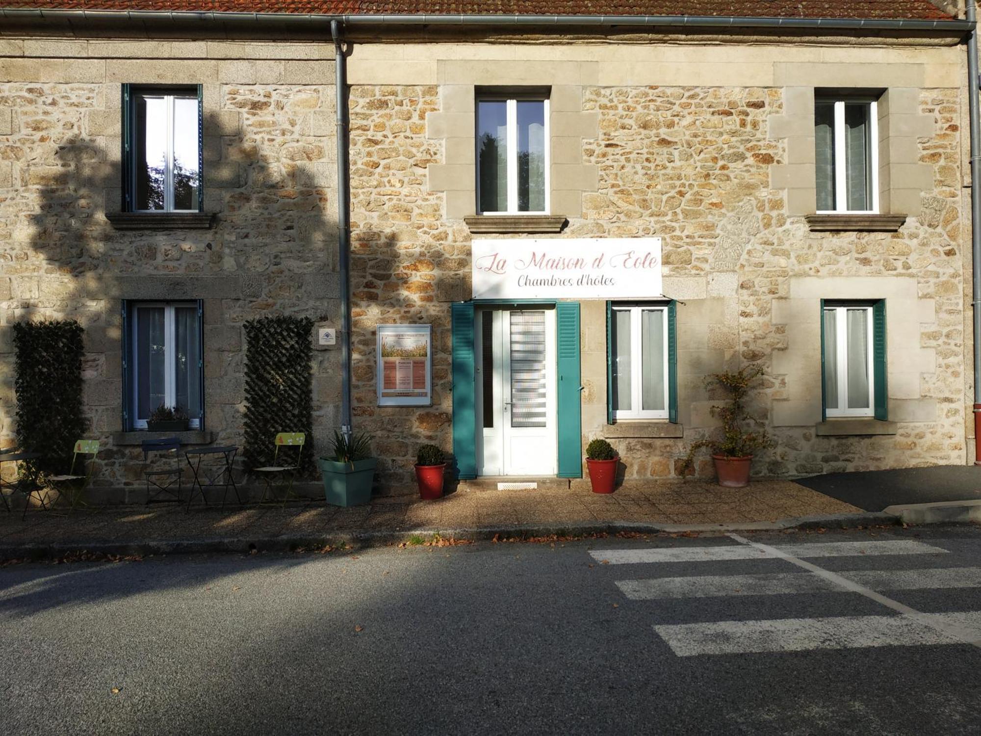 La Maison D Eole Saint-Sulpice-les-Champs Exterior foto